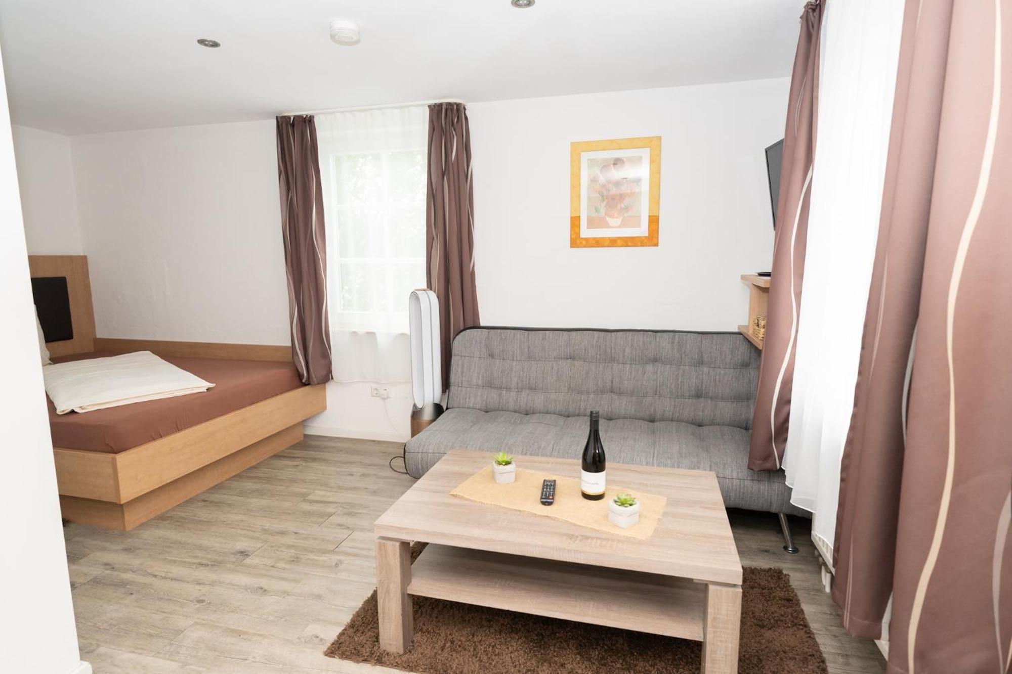 Hotel Garni Burg Waldenstein Rudersberg Экстерьер фото